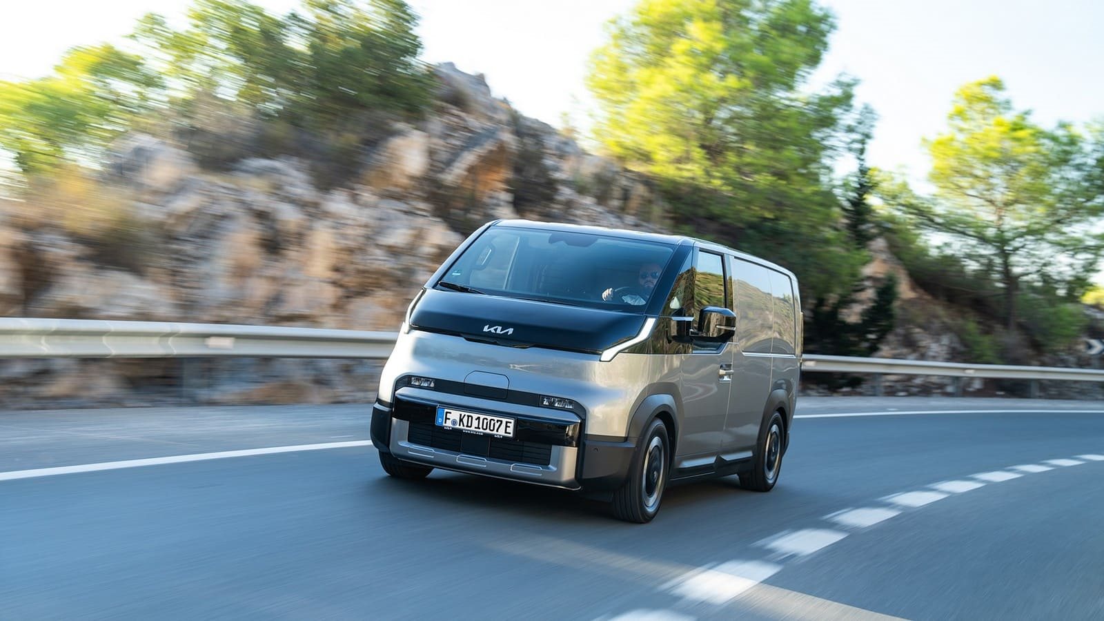 2026 - KIA PV5, foto 21