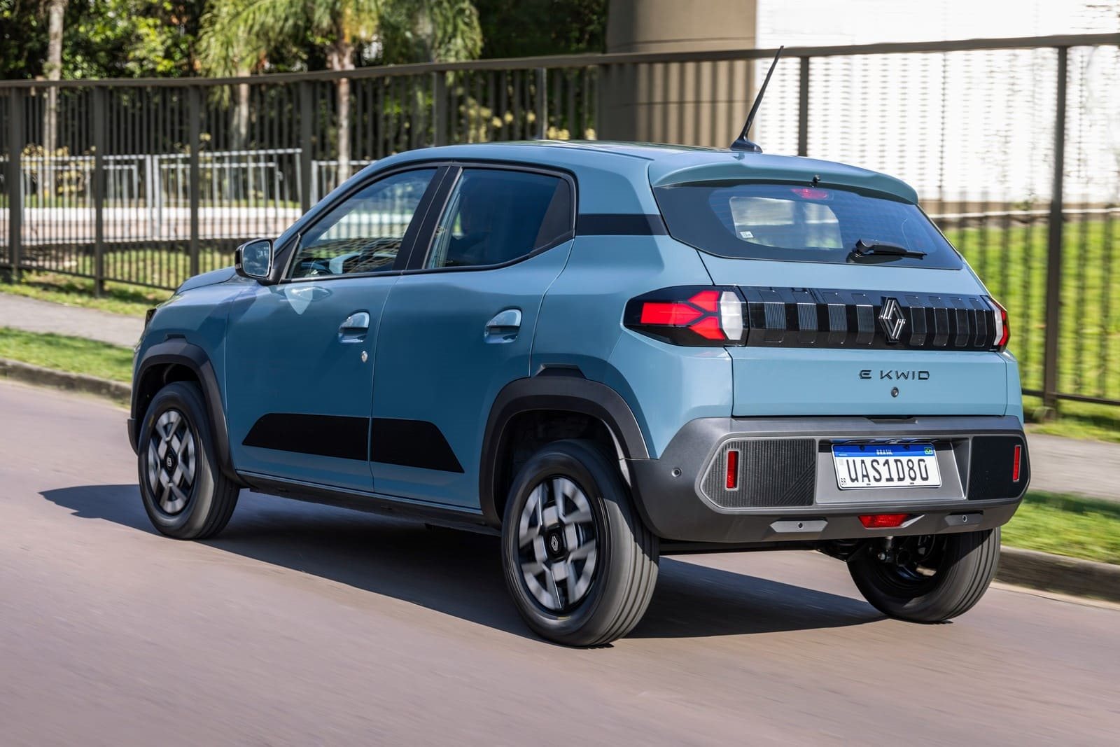 RENAULT KWID E-TECH, foto 11