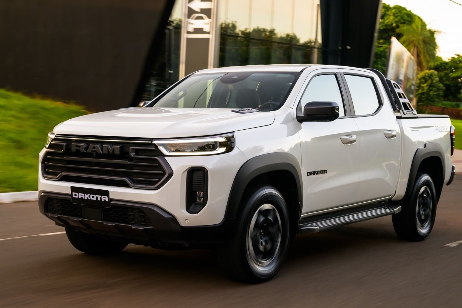 2026 - RAM DAKOTA WARLOCK, foto 1