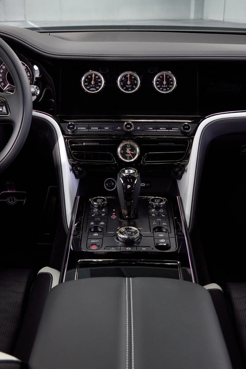 2025 - BENTLEY FLYING SPUR SPEED & STEINWAY, foto 9