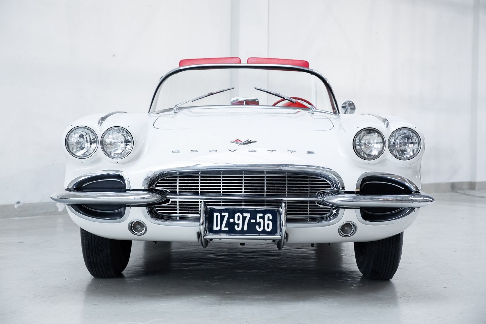 CHEVROLET CORVETTE ERMINE WHITE, foto 2