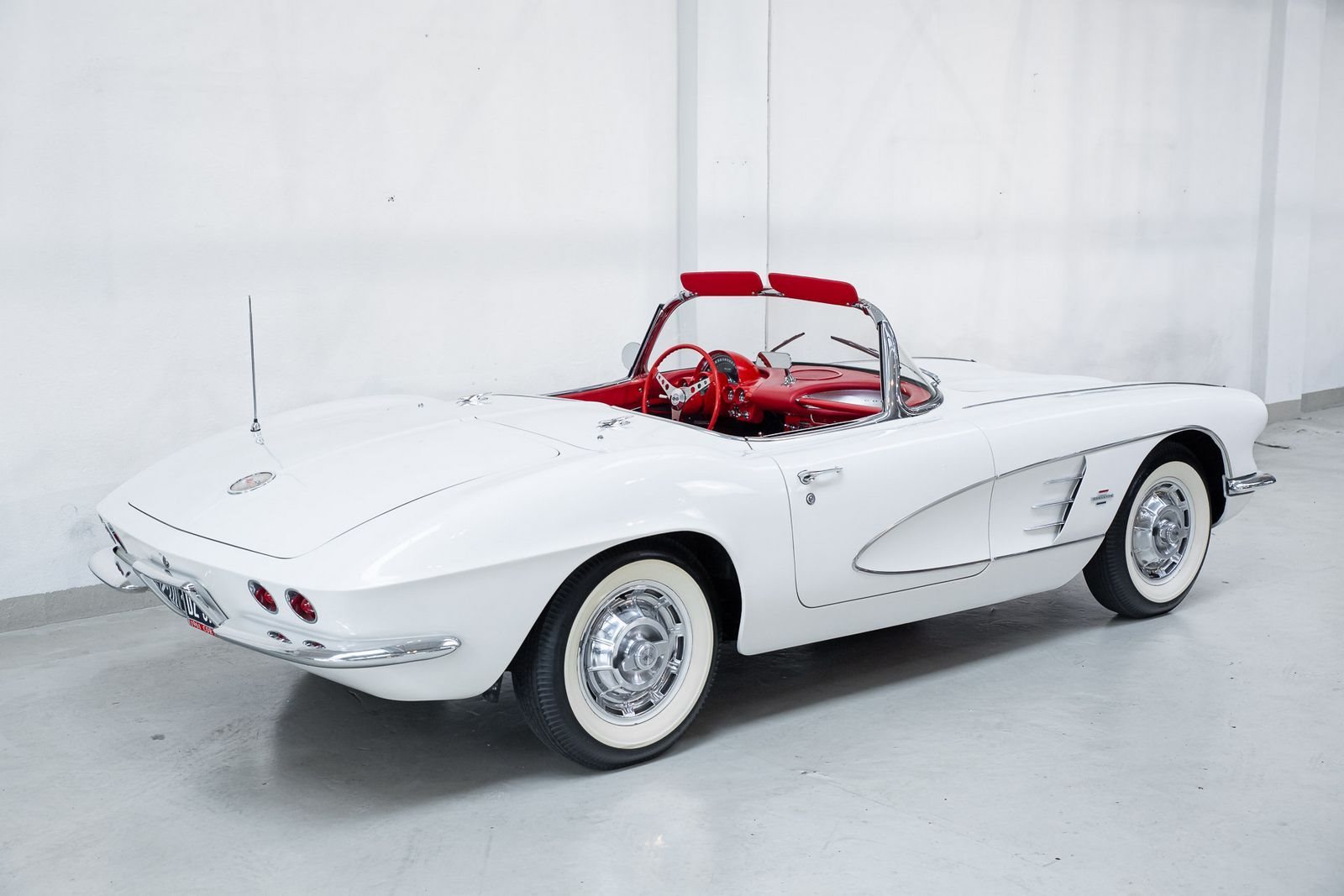 CHEVROLET CORVETTE ERMINE WHITE, foto 5