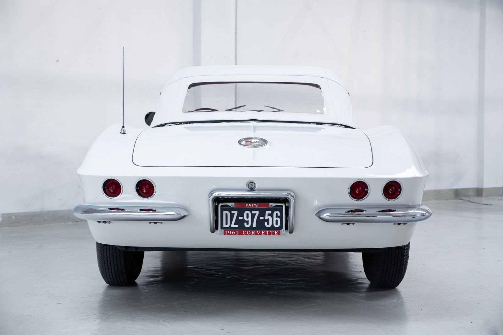 CHEVROLET CORVETTE ERMINE WHITE, foto 7