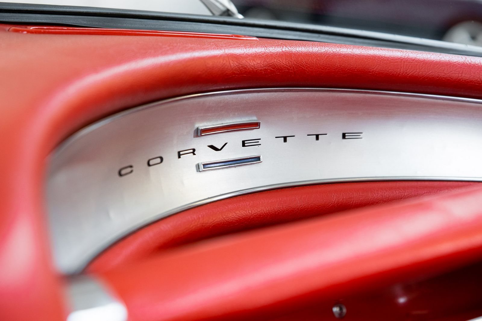 CHEVROLET CORVETTE ERMINE WHITE, foto 24