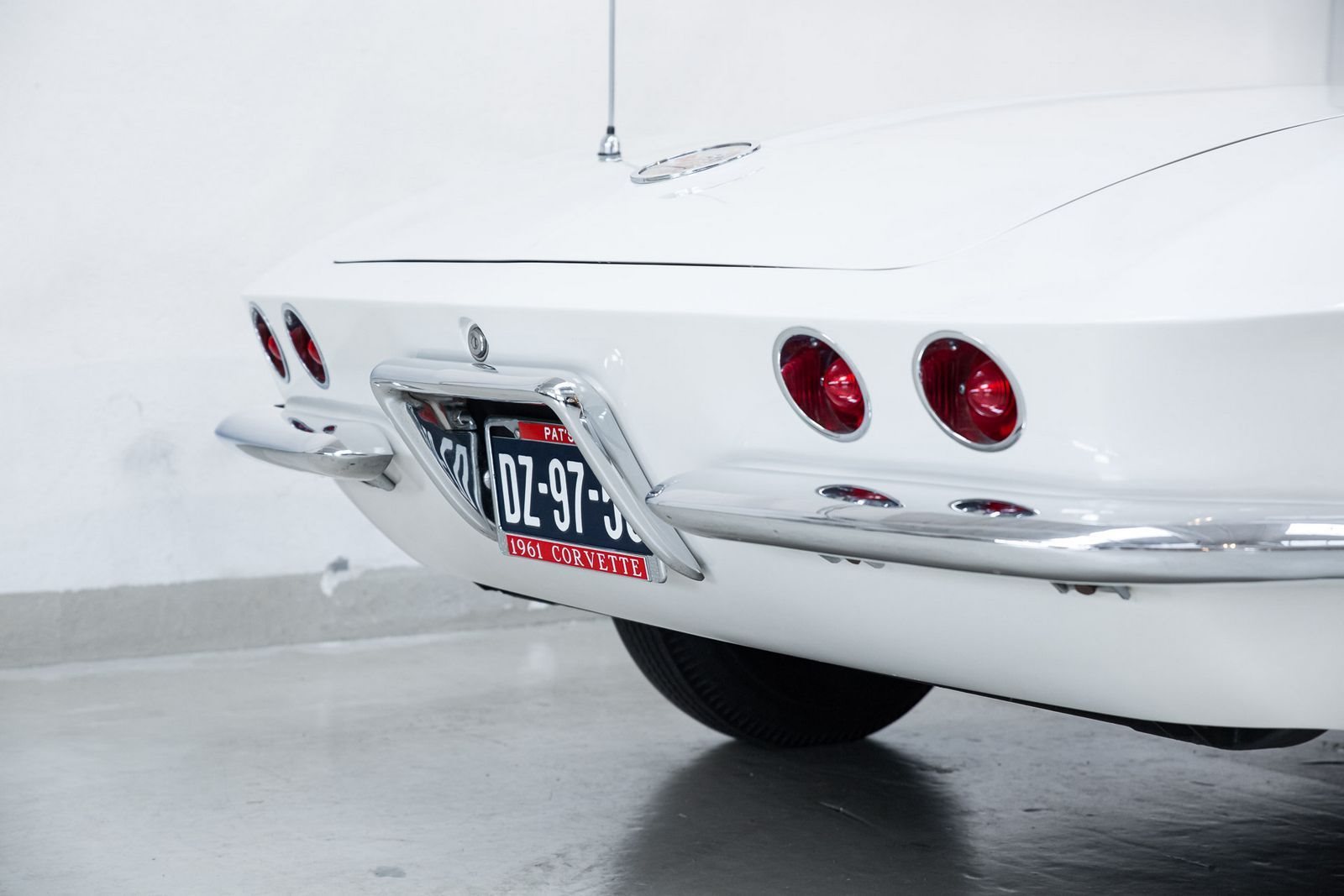 CHEVROLET CORVETTE ERMINE WHITE, foto 25