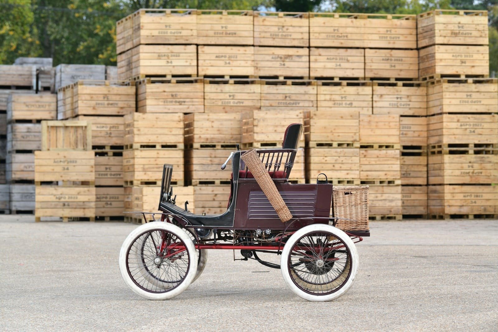 1900 - LOCOMOBILE 5.5 HP TYPE 2 SPINDLE SEAT RUNABOUT, foto 3