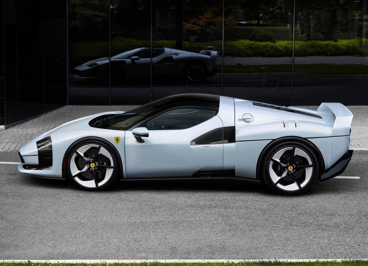 2025 - FERRARI SC40, foto 6