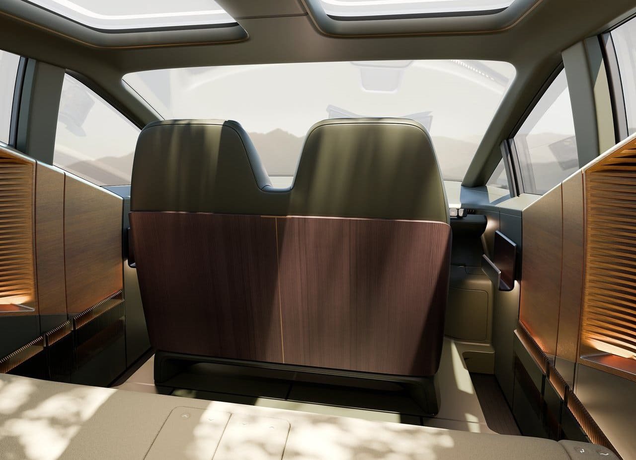 2025 - LEXUS LS CONCEPT, foto 23