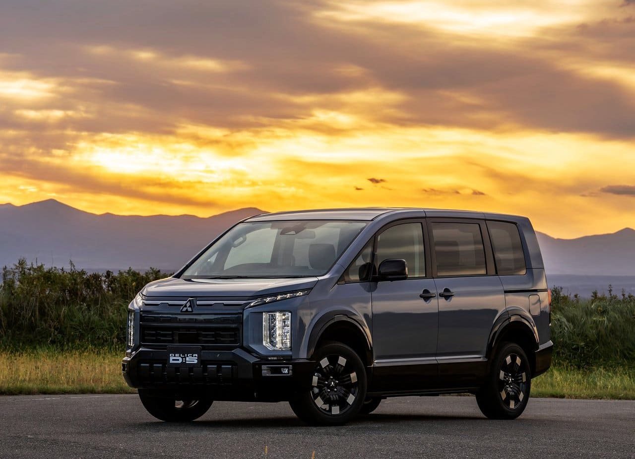 MITSUBISHI DELICA D:5 CONCEPT, foto 1