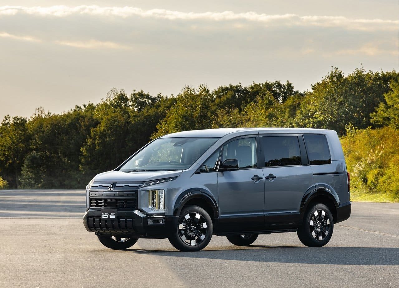 MITSUBISHI DELICA D:5 CONCEPT, foto 2