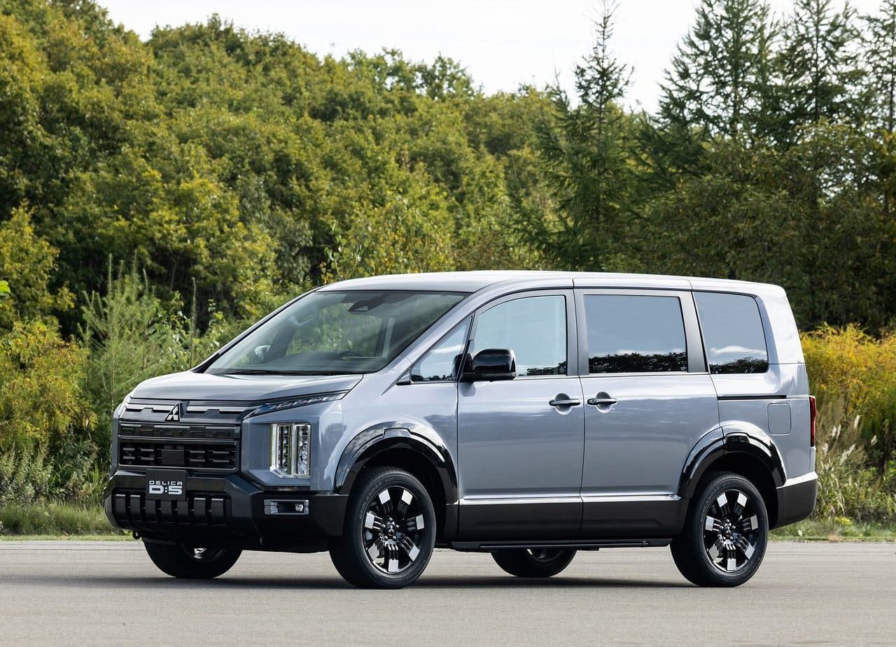 MITSUBISHI DELICA D:5 CONCEPT, foto 3