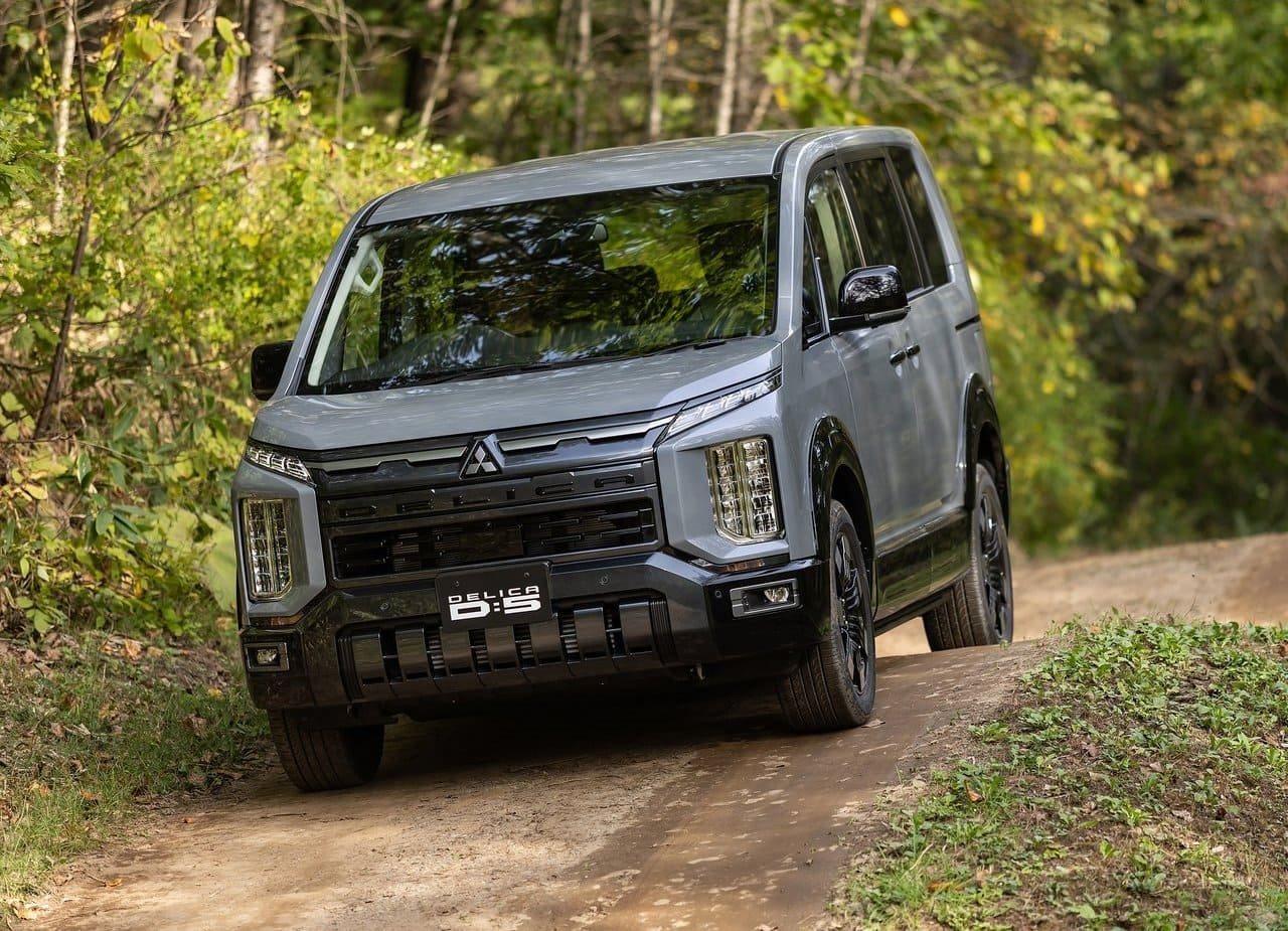 MITSUBISHI DELICA D:5 CONCEPT, foto 4