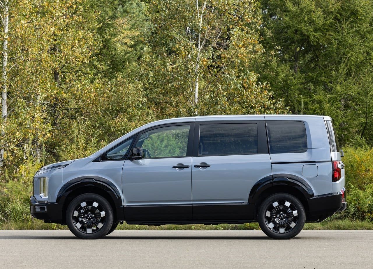 MITSUBISHI DELICA D:5 CONCEPT, foto 9