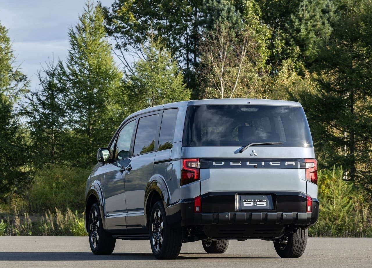 MITSUBISHI DELICA D:5 CONCEPT, foto 11