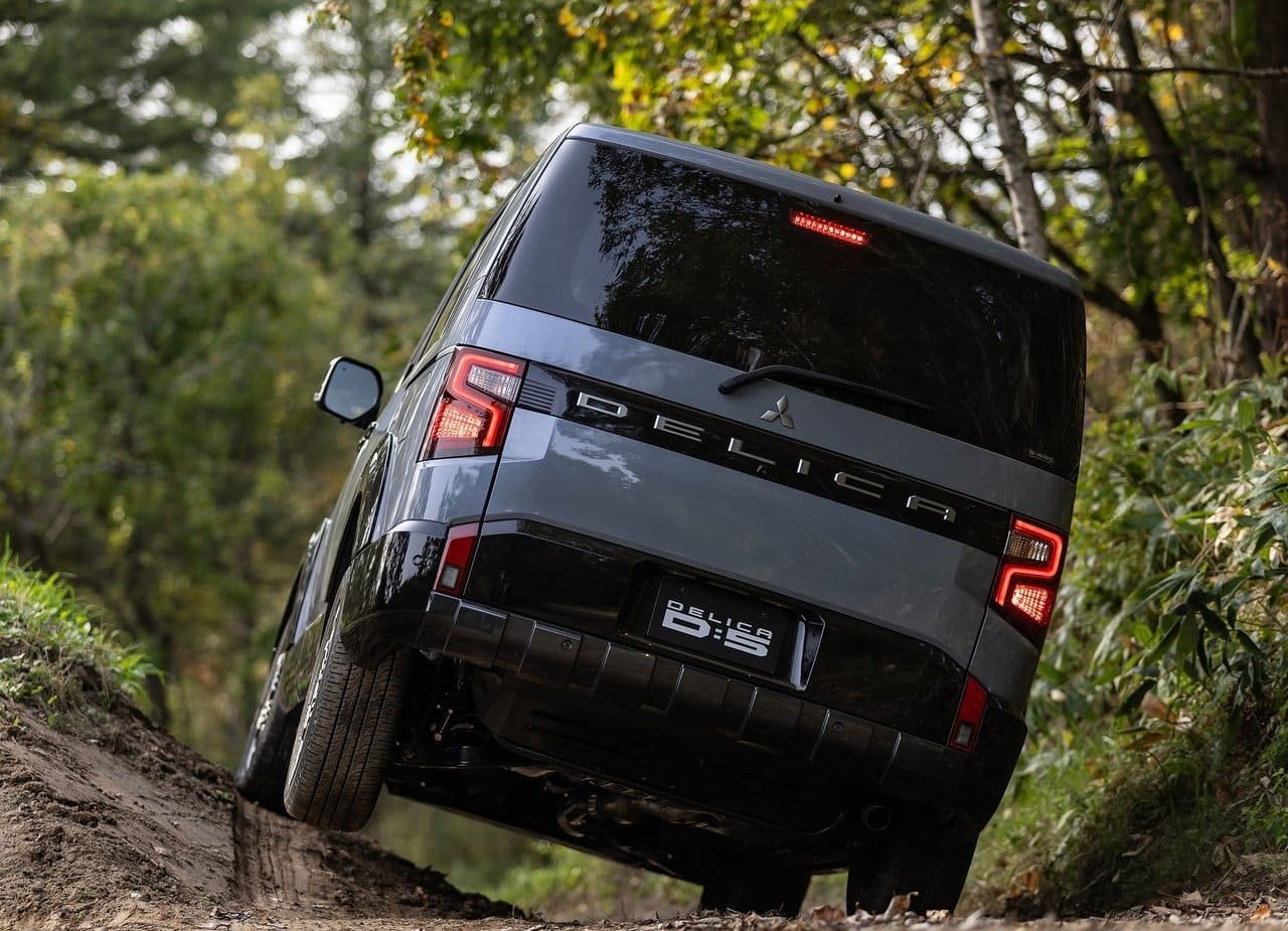 MITSUBISHI DELICA D:5 CONCEPT, foto 14
