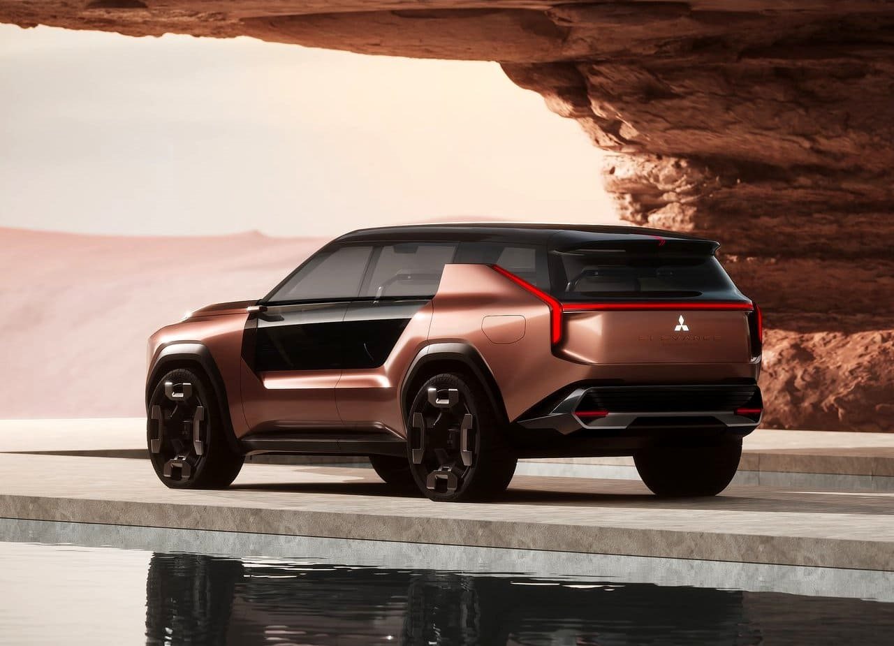 2025 - MITSUBISHI ELEVANCE CONCEPT, foto 2