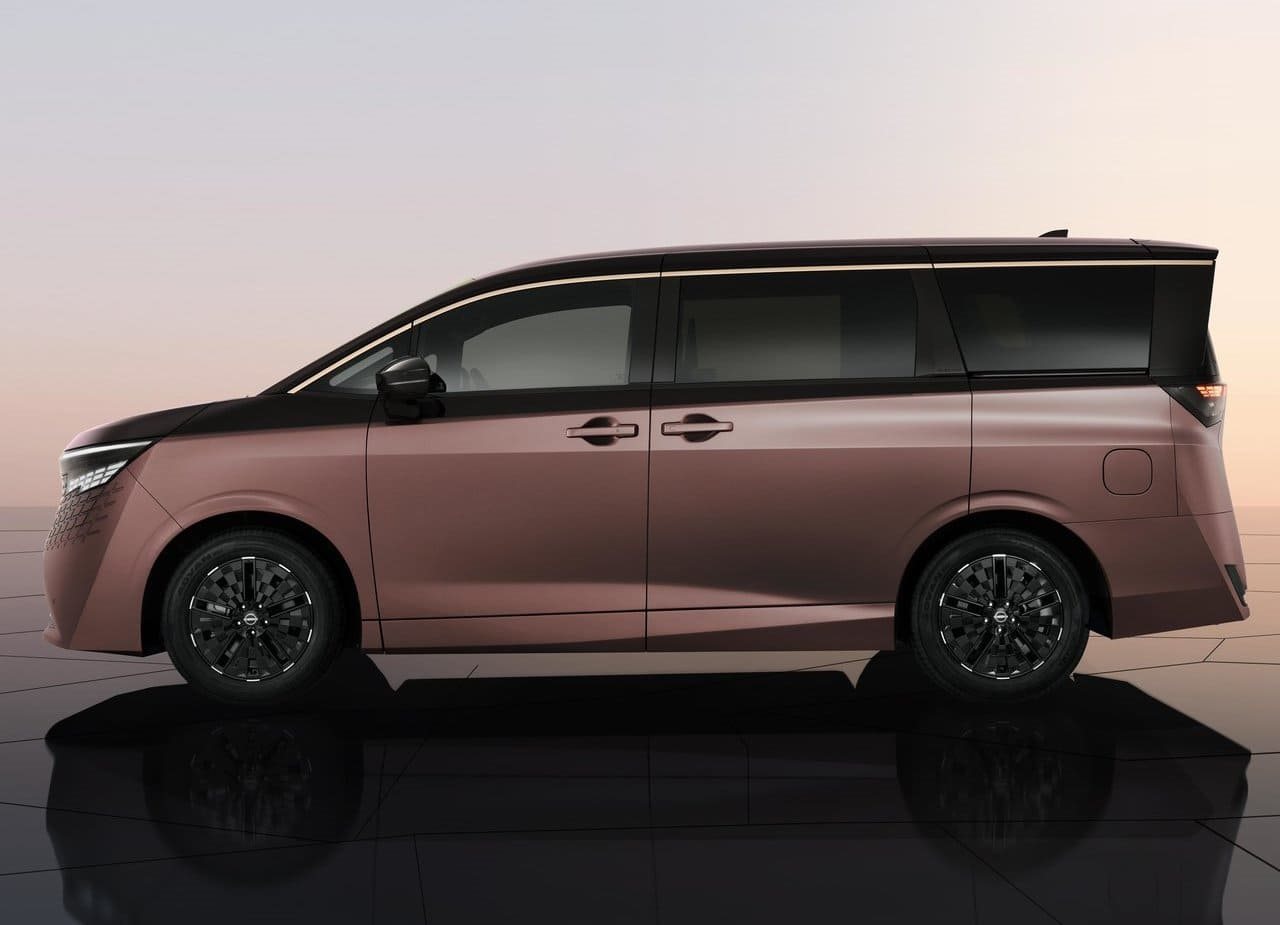 2027 - NISSAN ELGRAND, foto 3