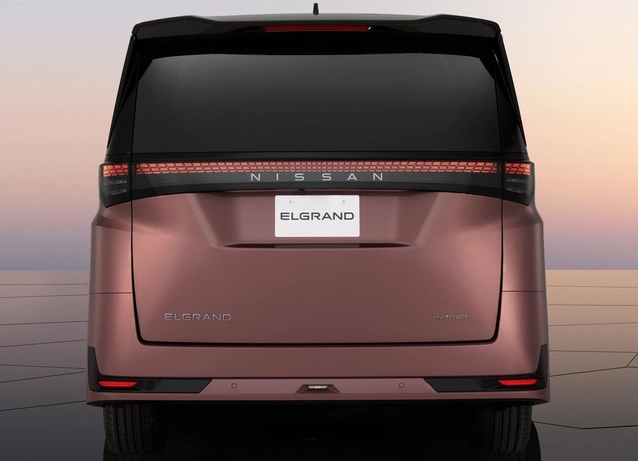 2027 - NISSAN ELGRAND, foto 9