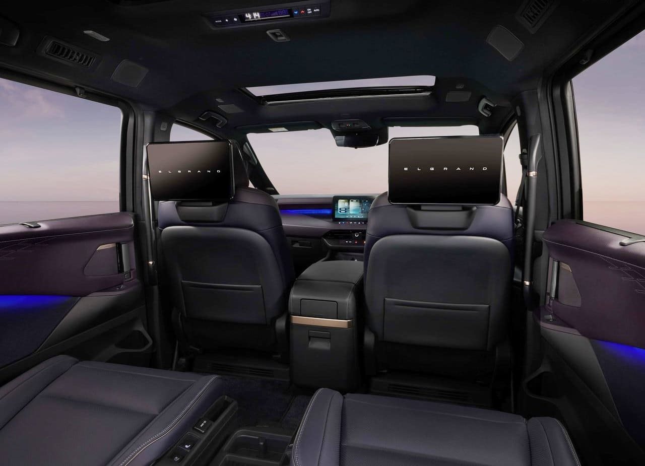 2027 - NISSAN ELGRAND, foto 16