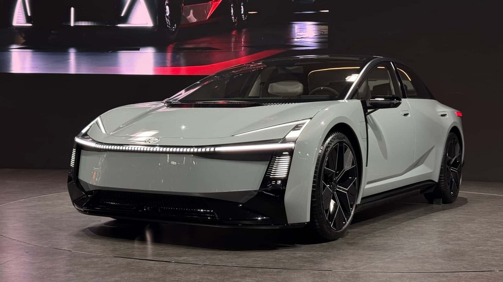 TOYOTA COROLLA CONCEPT, foto 26