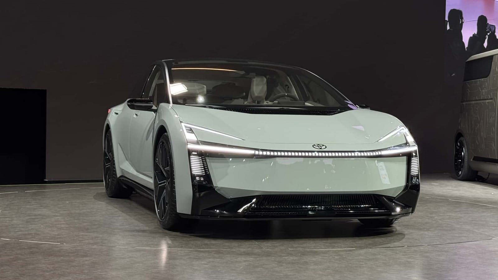 TOYOTA COROLLA CONCEPT, foto 33