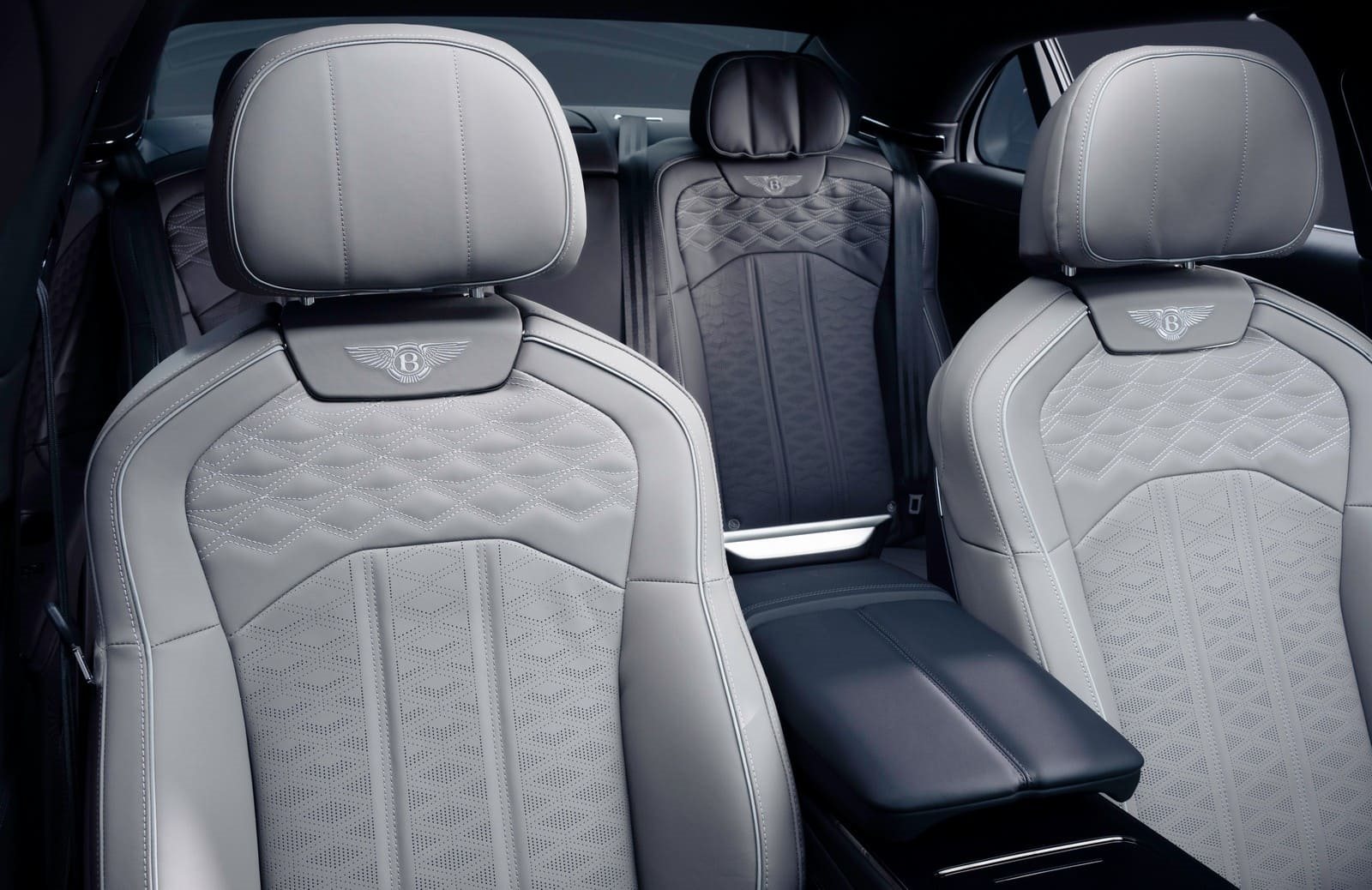 2025 - BENTLEY RANCHO MIRAGE OMBRÉ BY MULLINER COLLECTION, foto 11
