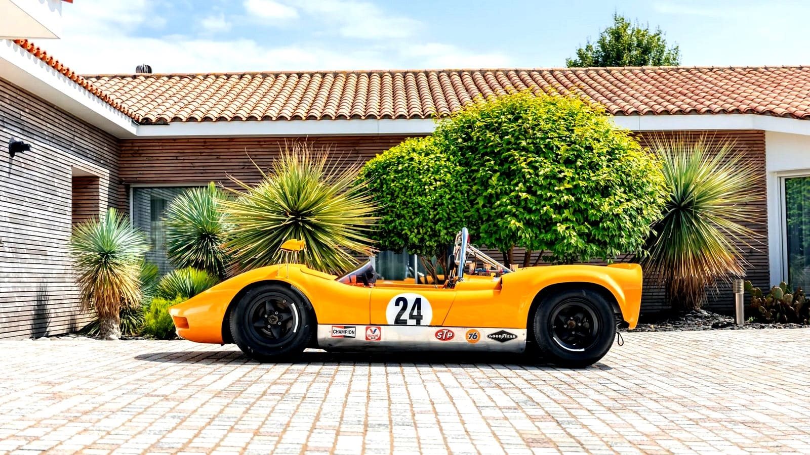 1966 - McLAREN M1B, foto 2