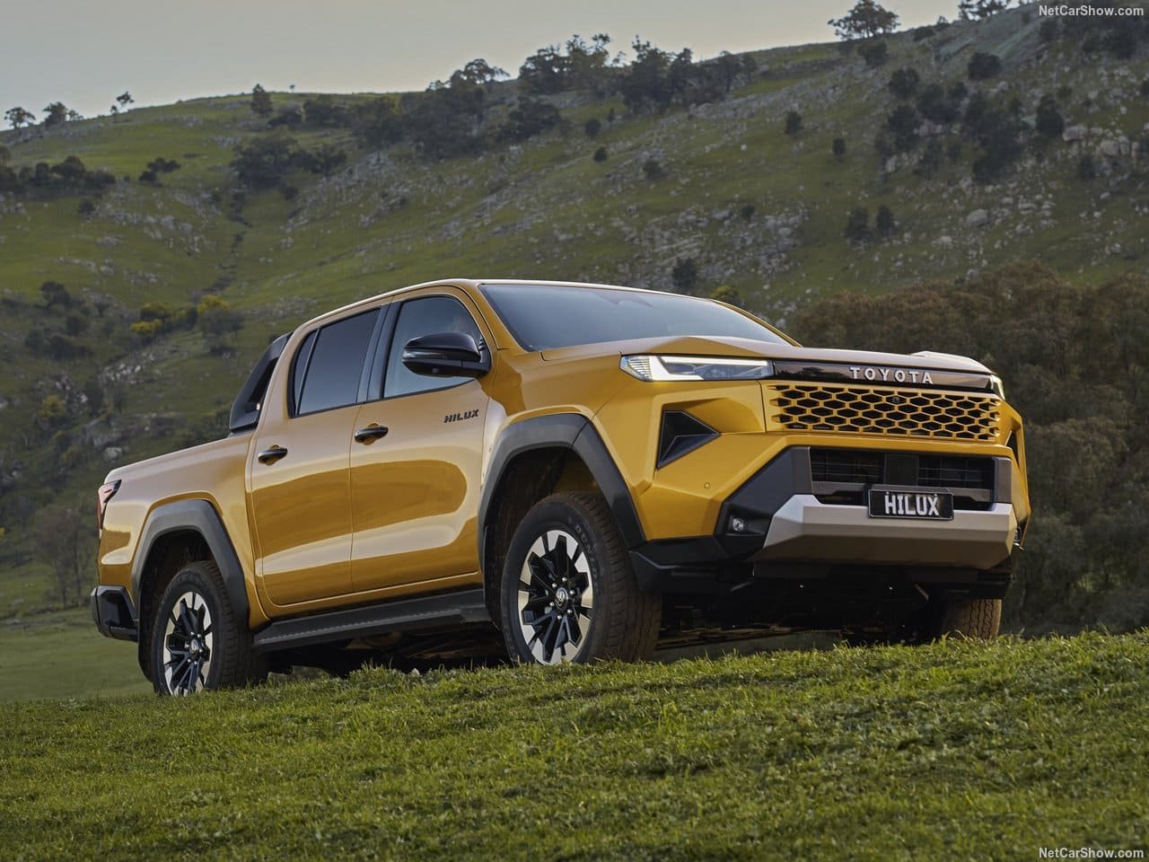 2026 - TOYOTA HILUX, foto 2
