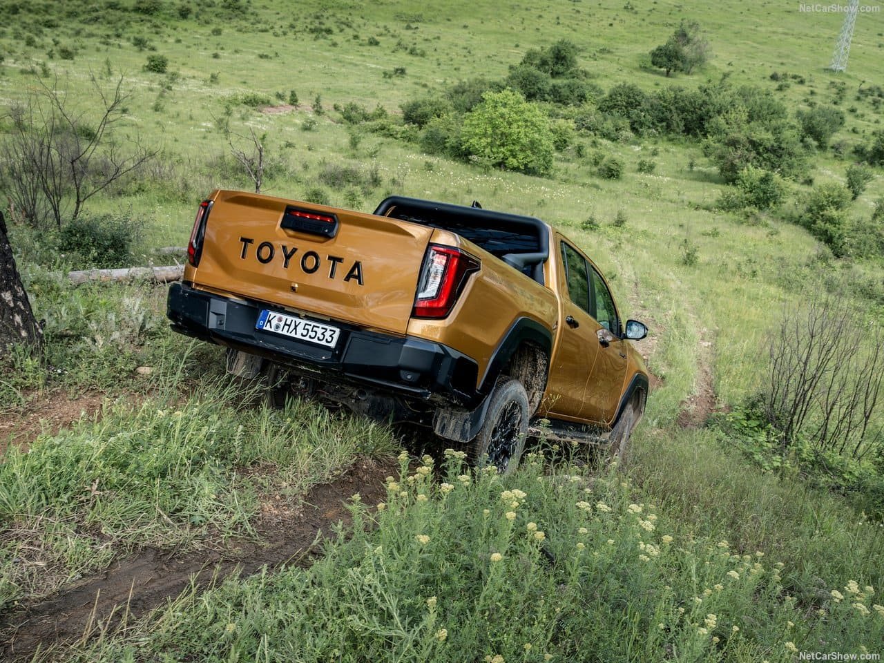 2026 - TOYOTA HILUX, foto 37