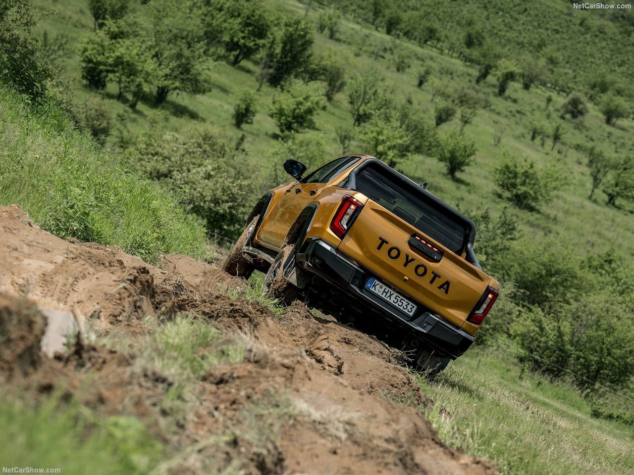 2026 - TOYOTA HILUX, foto 40