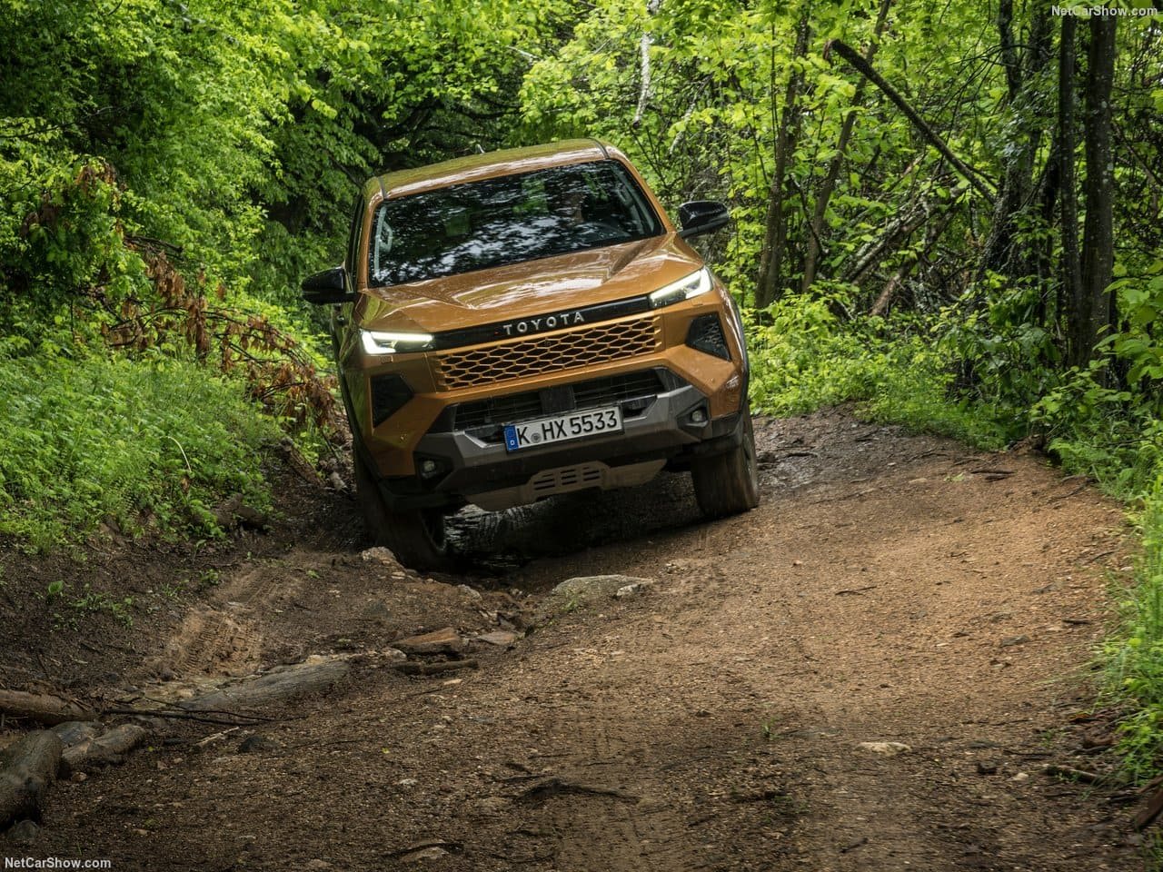 2026 - TOYOTA HILUX, foto 48