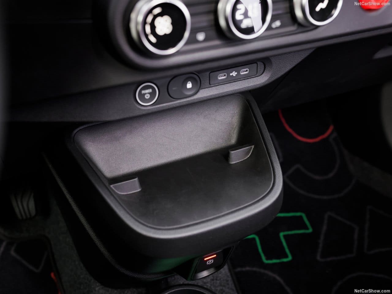 RENAULT TWINGO E-TECH EV, foto 139