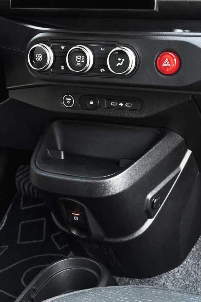 RENAULT TWINGO E-TECH EV, foto 244