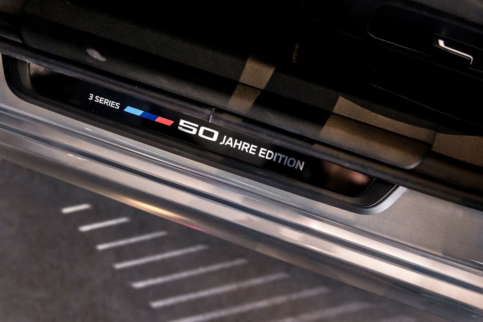 2025 - BMW 330e 50 JAHRE EDITION, foto 3