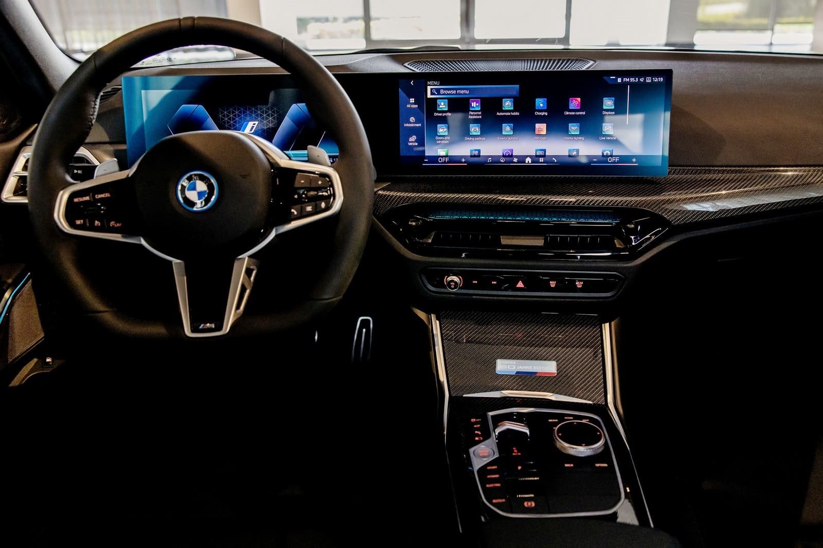 2025 - BMW 330e 50 JAHRE EDITION, foto 5
