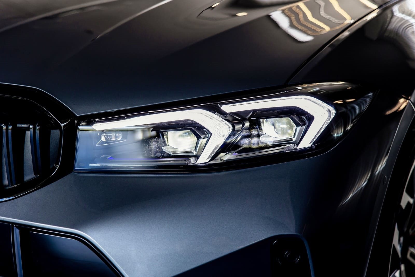 2025 - BMW 330e 50 JAHRE EDITION, foto 6