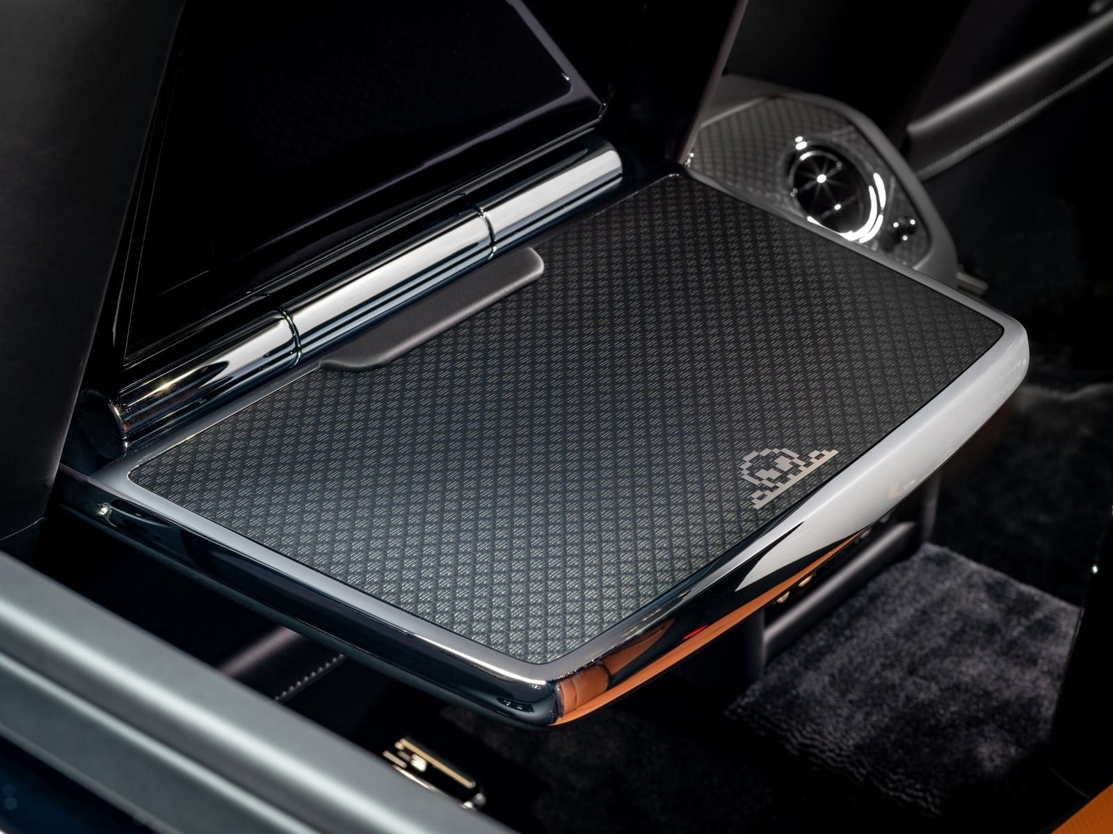 ROLLS-ROYCE BLACK BADGE GHOST GAMER, foto 7
