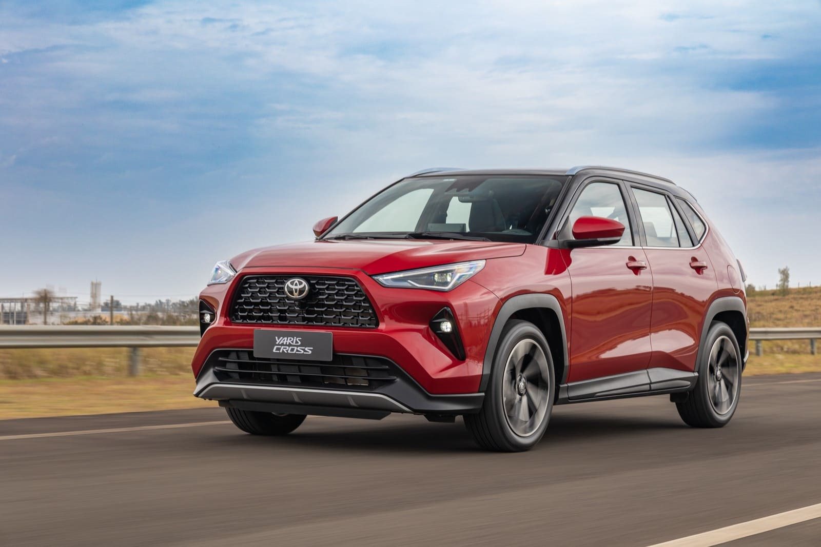 2026 - TOYOTA YARIS CROSS BR VERSION RED, foto 1