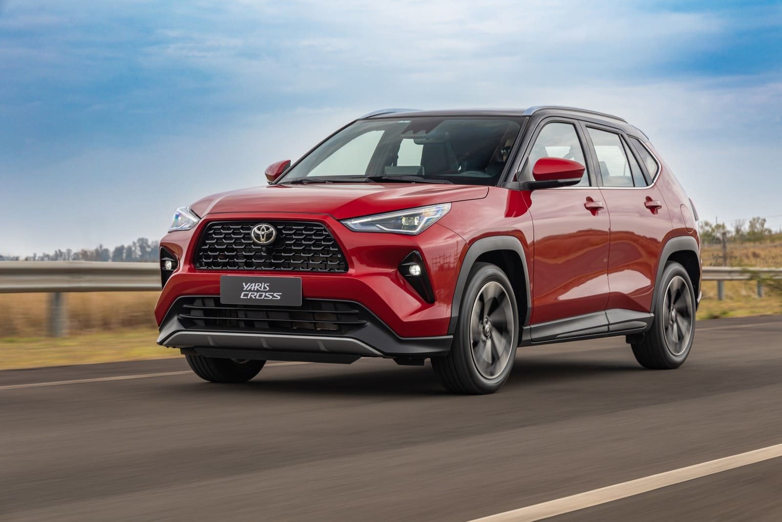 2026 - TOYOTA YARIS CROSS BR VERSION RED, foto 2