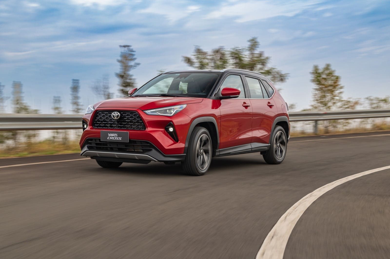 2026 - TOYOTA YARIS CROSS BR VERSION RED, foto 4