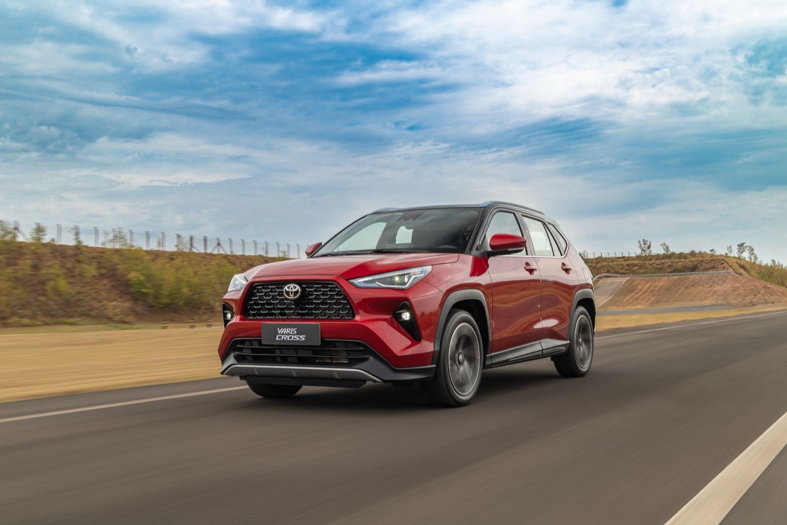 2026 - TOYOTA YARIS CROSS BR VERSION RED, foto 11