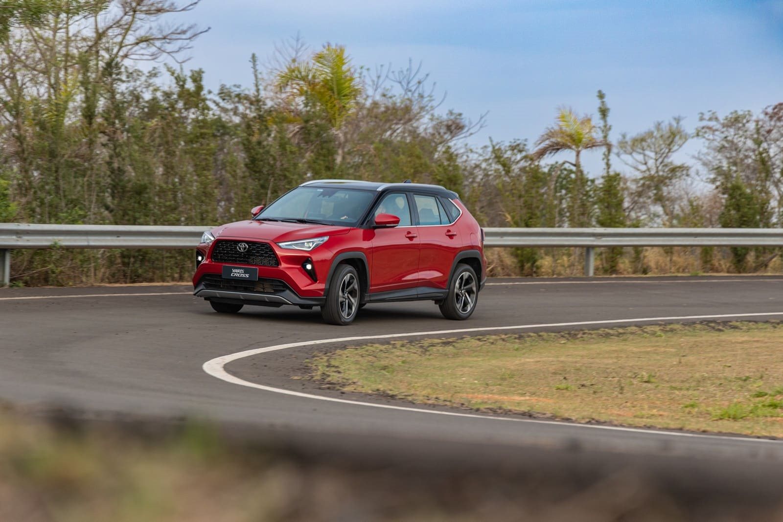 2026 - TOYOTA YARIS CROSS BR VERSION RED, foto 39