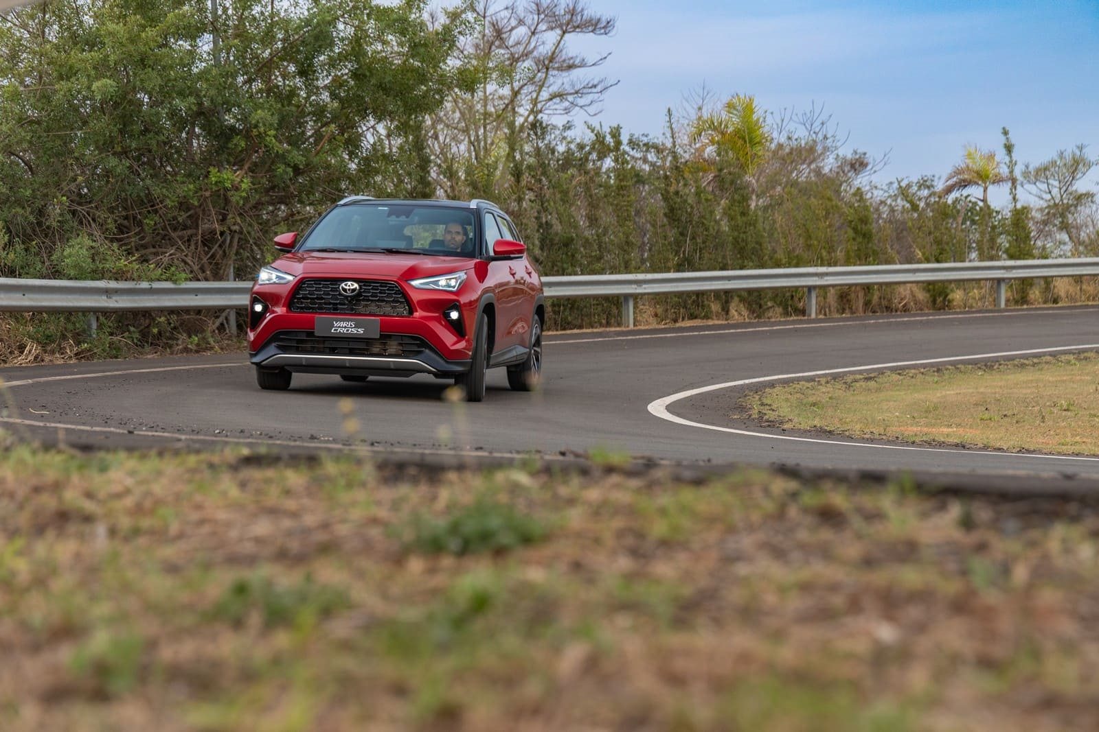 2026 - TOYOTA YARIS CROSS BR VERSION RED, foto 43