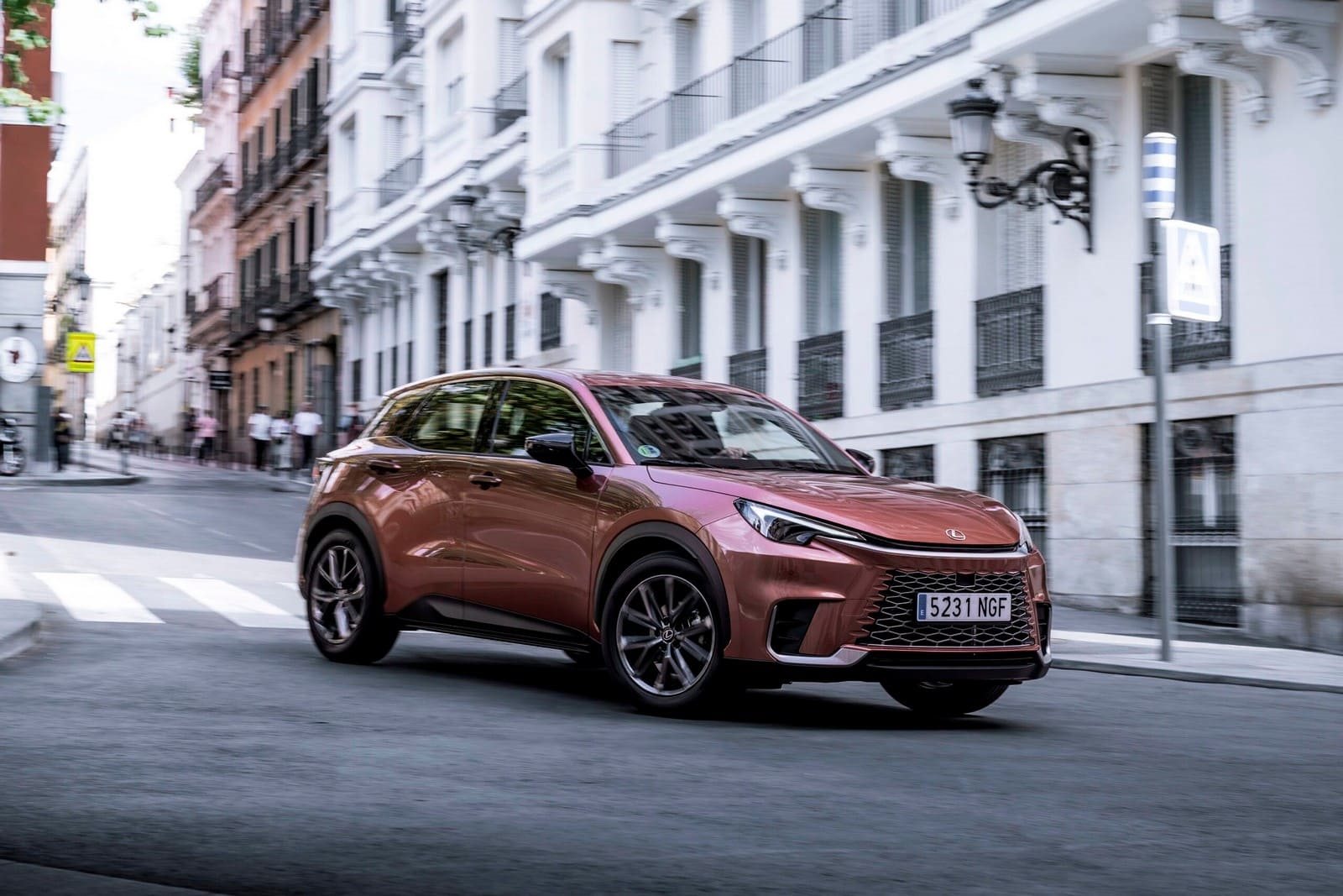 LEXUS LBX COPPER, foto 15