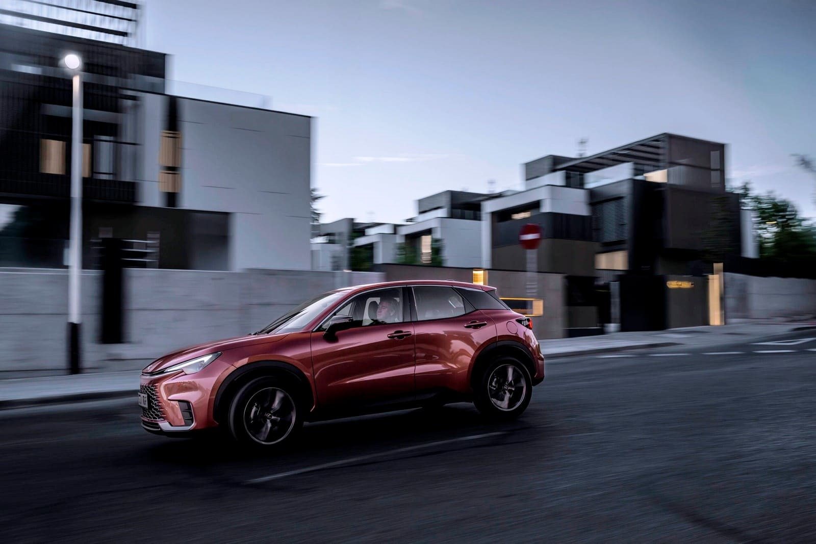 LEXUS LBX COPPER, foto 18