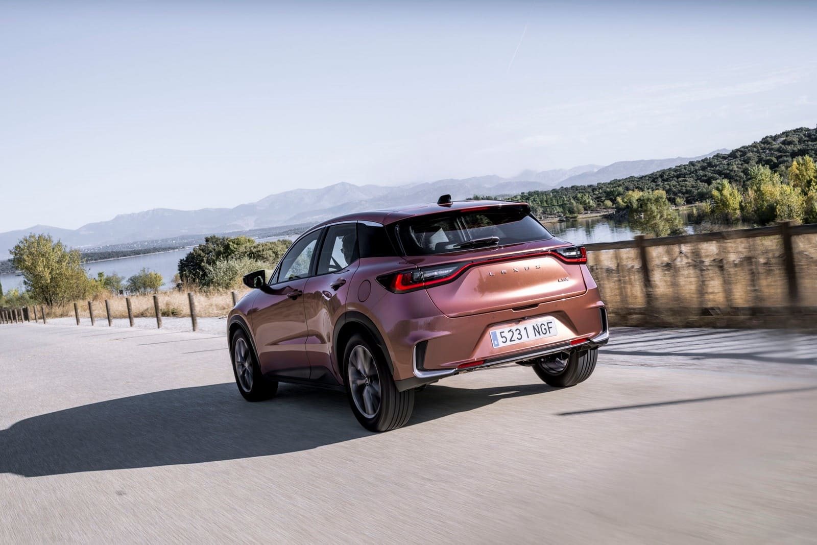 LEXUS LBX COPPER, foto 24