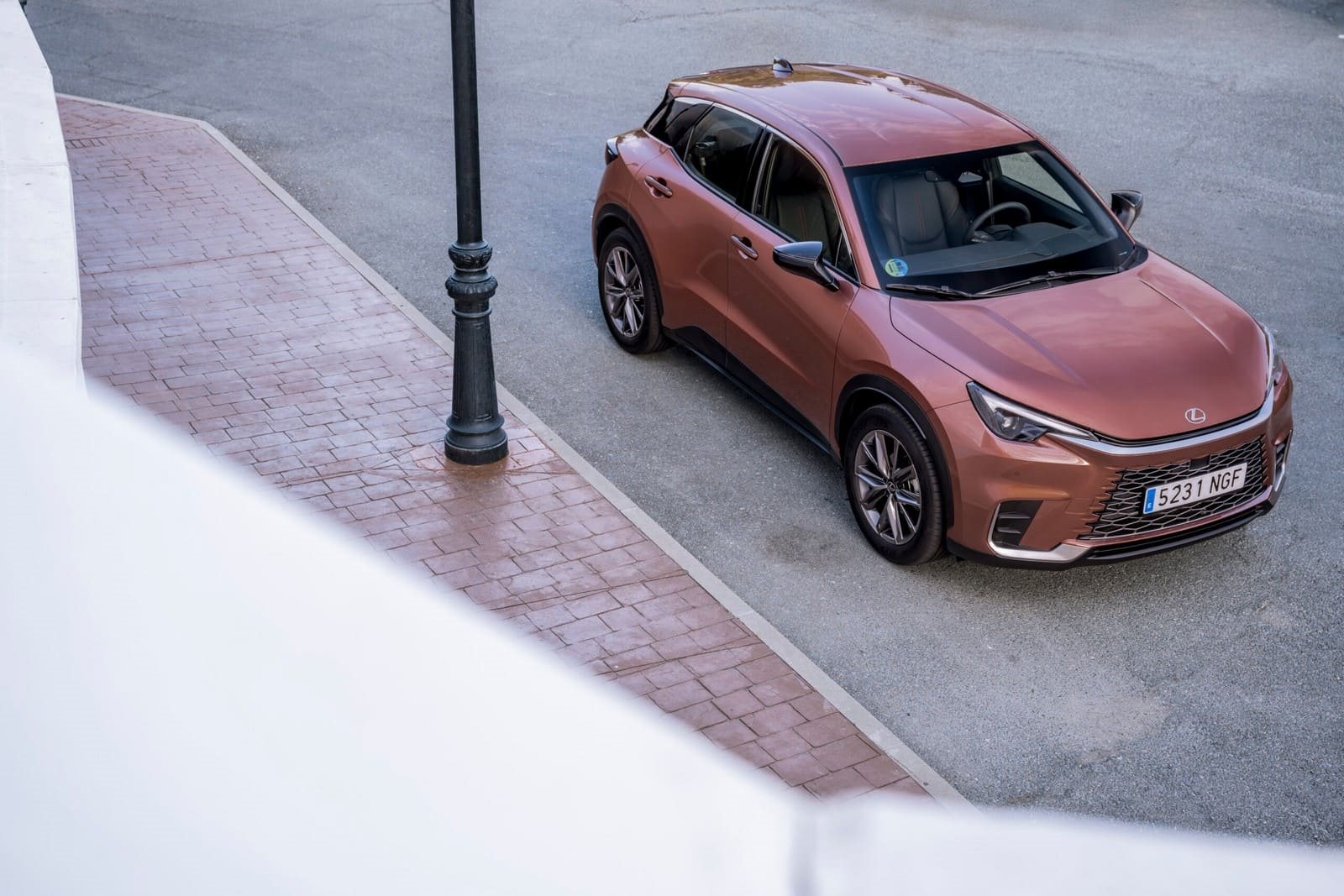 LEXUS LBX COPPER, foto 47