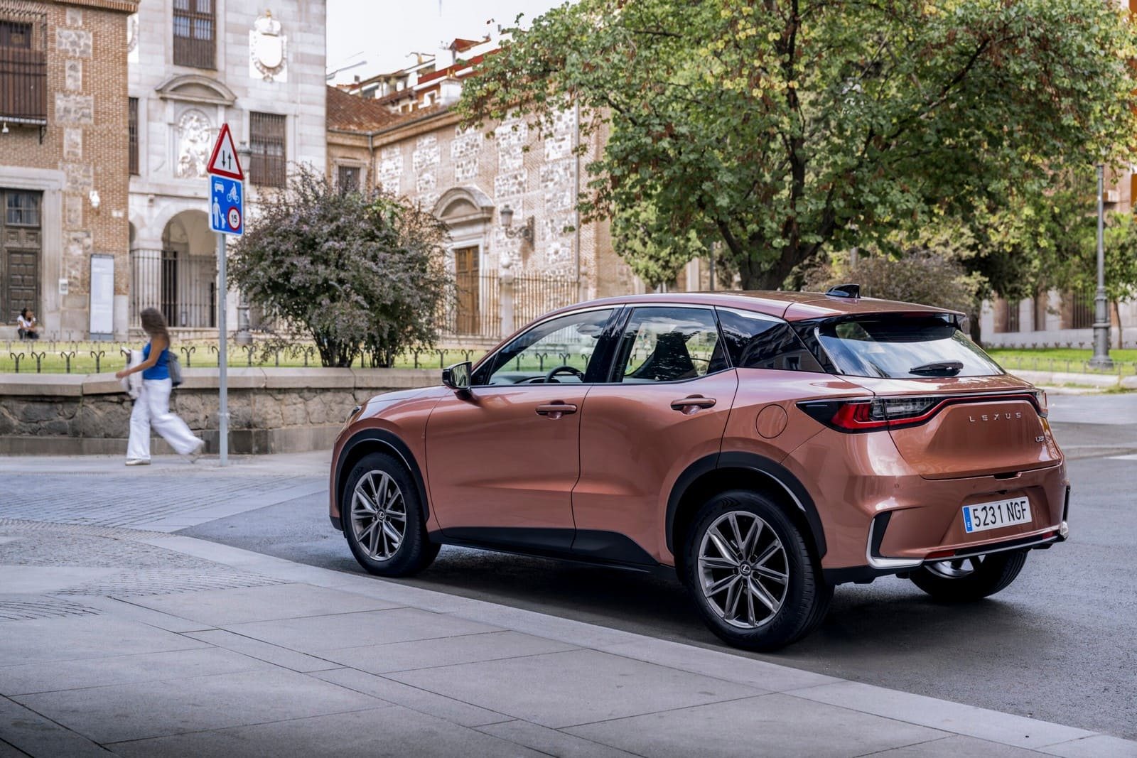 LEXUS LBX COPPER, foto 51