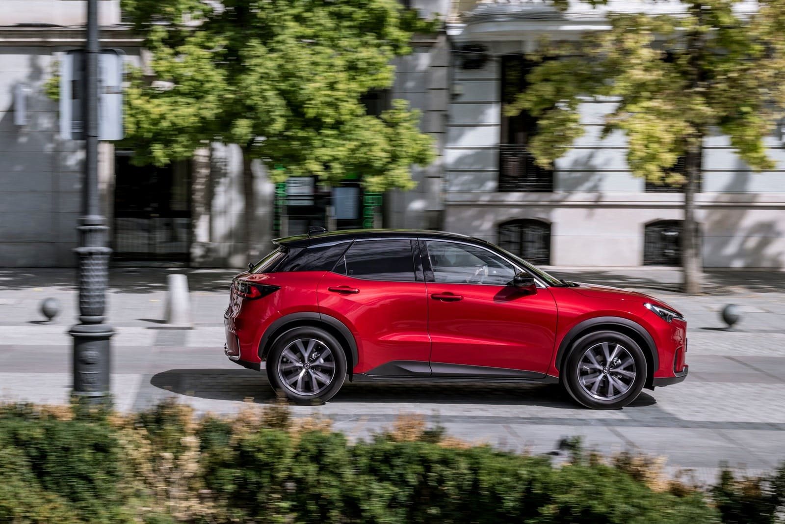 LEXUS LBX RED, foto 10