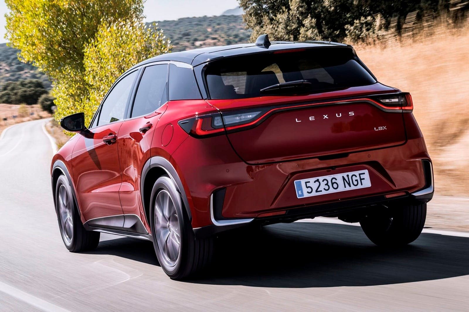 LEXUS LBX RED, foto 32